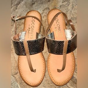 Coconuts By Matisse | Valenti Metallic Snakeskin Leather Thong Sandals size 6